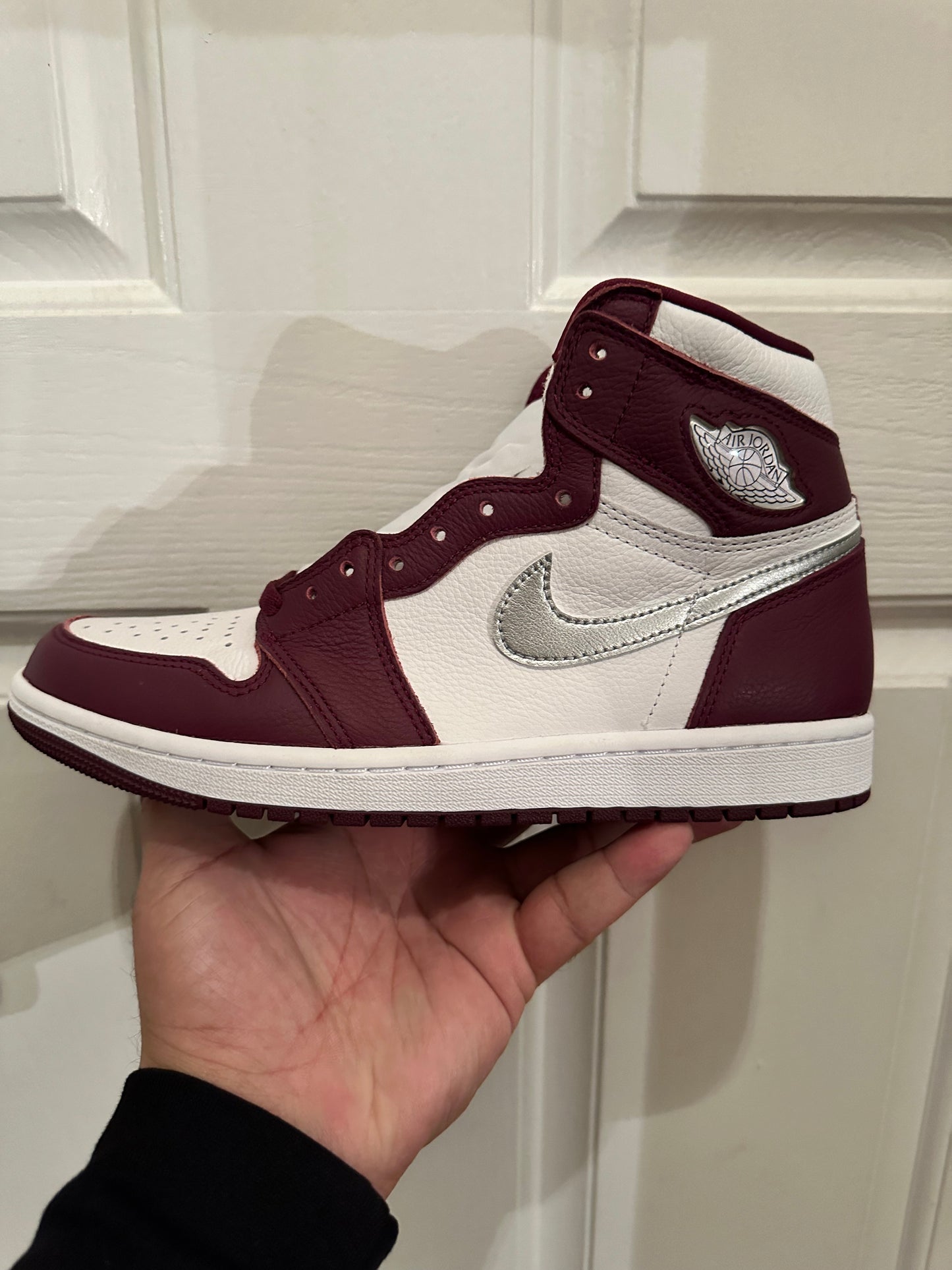 Jordan 1 Bordeaux Sz 8.5M