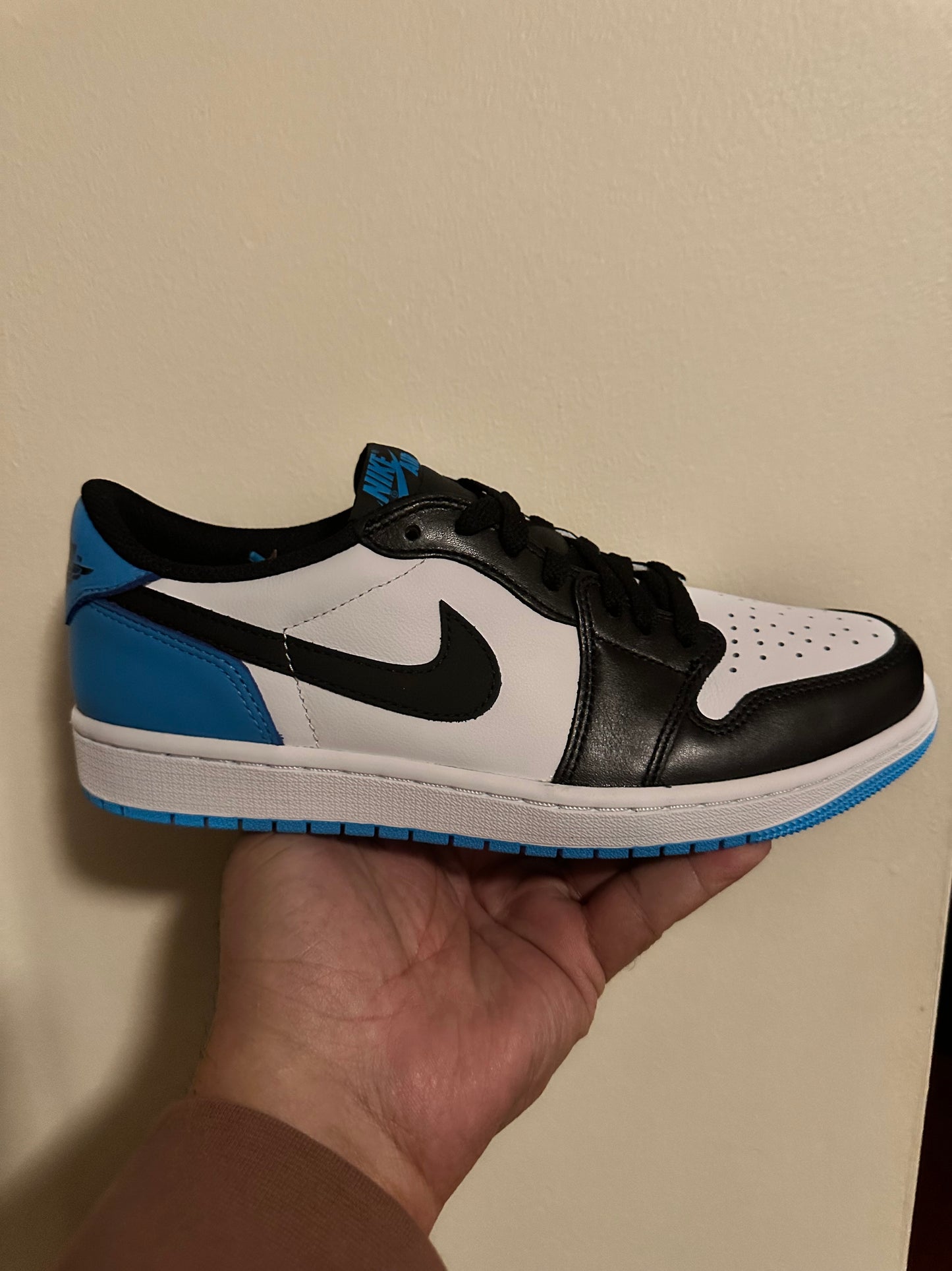 Jordan 1 Low Powder Blue Sz 8.5M, and 12M