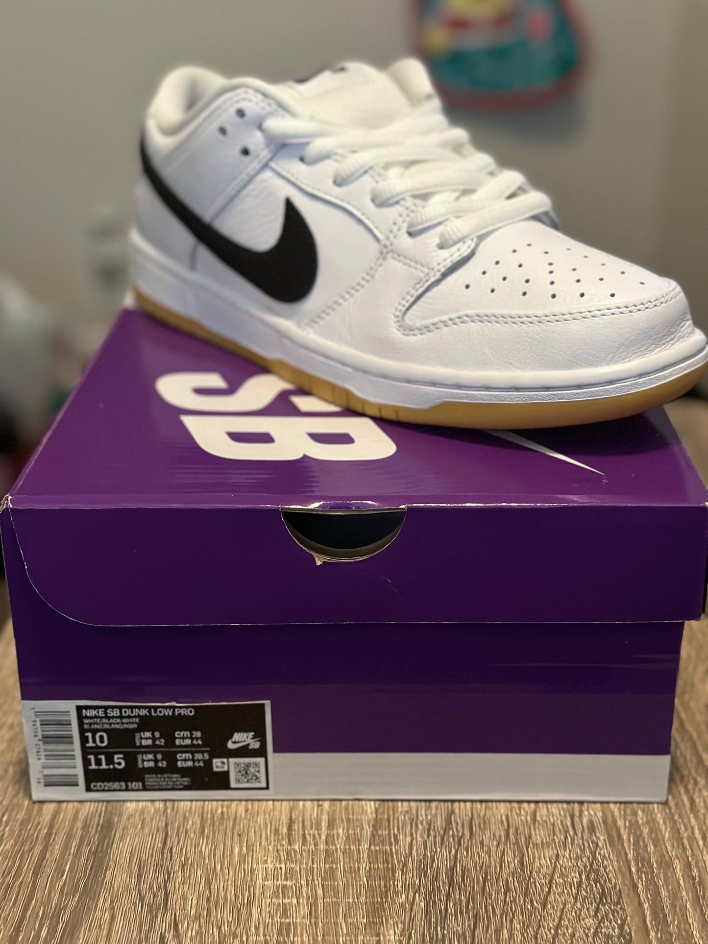 Nike SB Dunk Low White Gum Sz 10M