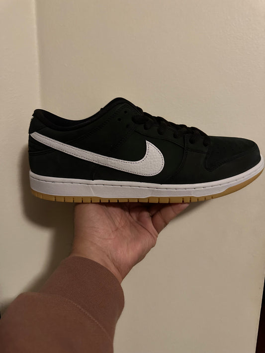 Nike SB Dunk Low Black Gum Sz 13M